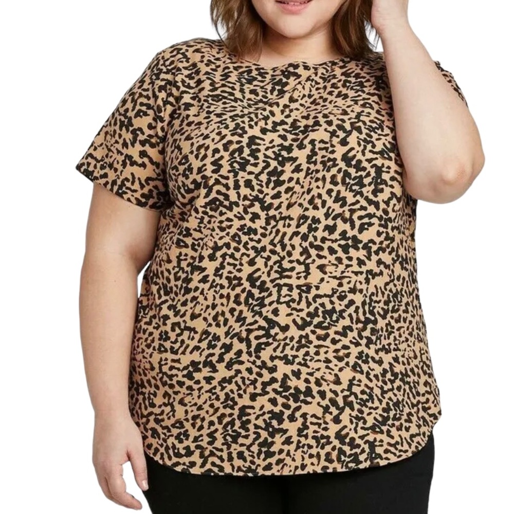 Ava & Viv Leopard Print Buttoned Back Blouse - image 1